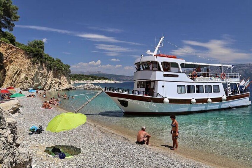 Lefkada Boat Tour Cave Papapnikolis Meganisi Scorpio Madouri 5