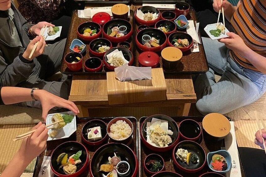 Hidden Vegan Kyoto and Local Food Journey with a Local 1
