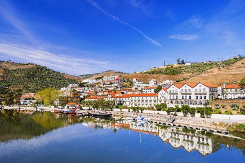 Pinhão Cruise with Wine Tasting 2