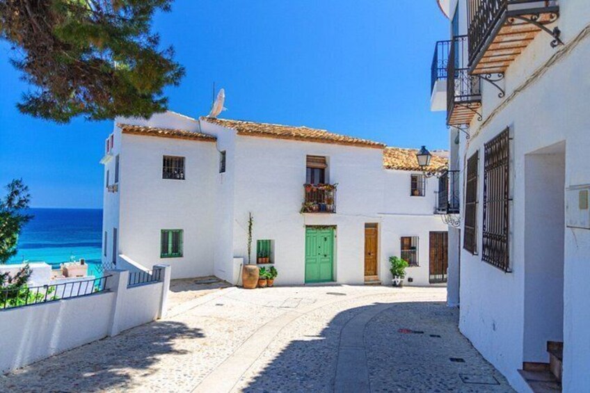 Day trip to Guadalest, Altea and the beach from Valencia 2
