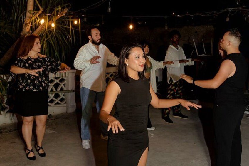 Learning real salsa moves before hitting the dance floor 3