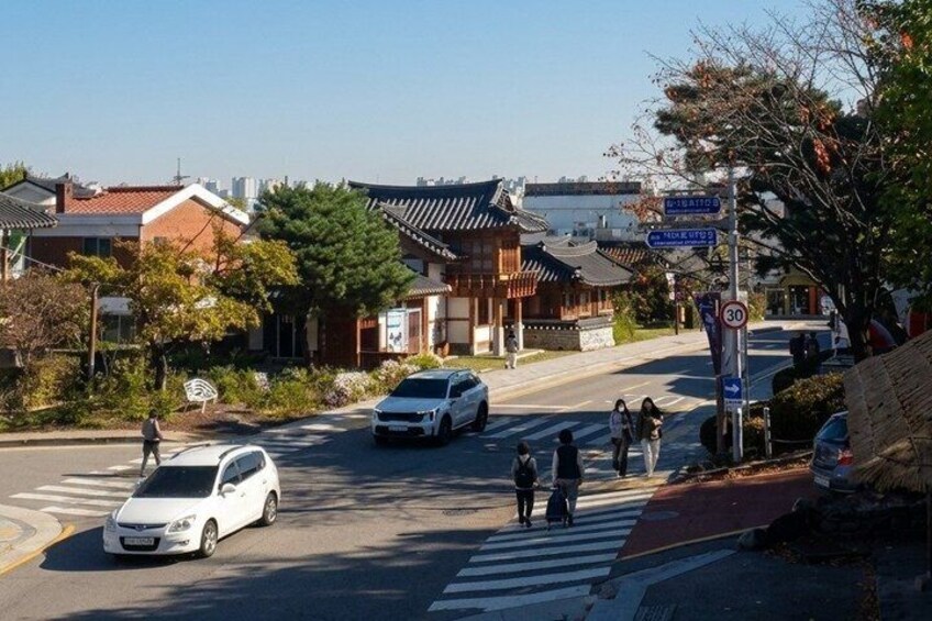 Suwon UNESCO Fortress Private Tour: Day Trip from Seoul 4