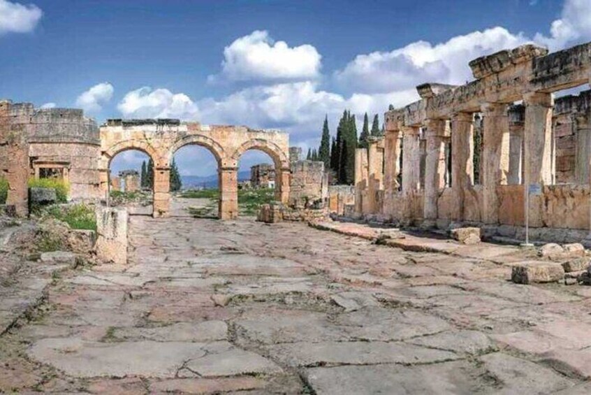 Pamukkale Hierapolis Cotton Castle from Marmaris 4