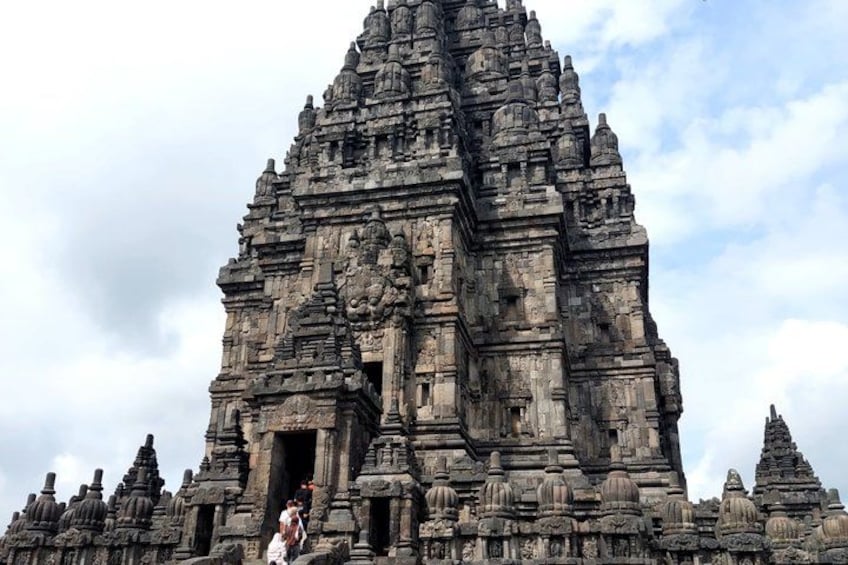 Yogyakarta Private Car:Borobudur temple and Prambanan temple 2
