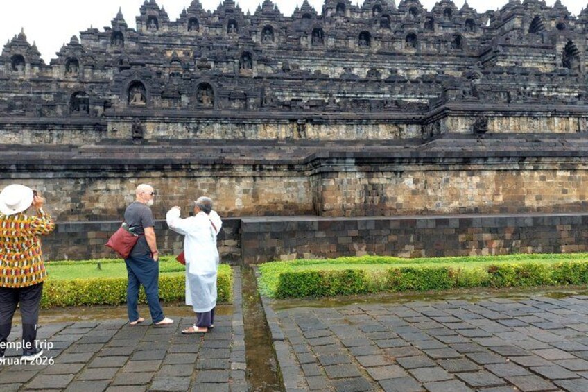 Yogyakarta Private Car:Borobudur temple and Prambanan temple 2