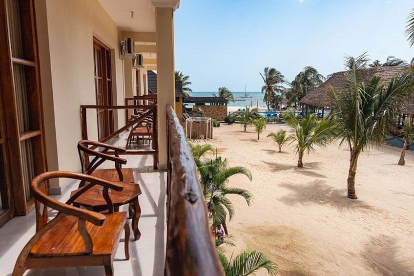 8 Days Best Affordable Holiday Vacations For The Backpackers 3