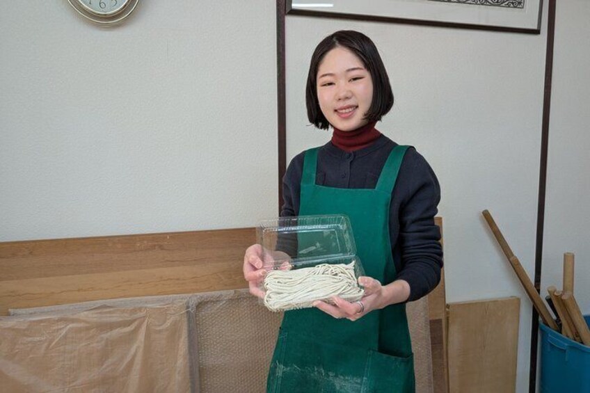 Authentic Tokyo Soba Making Experience with a Soba Chef 2