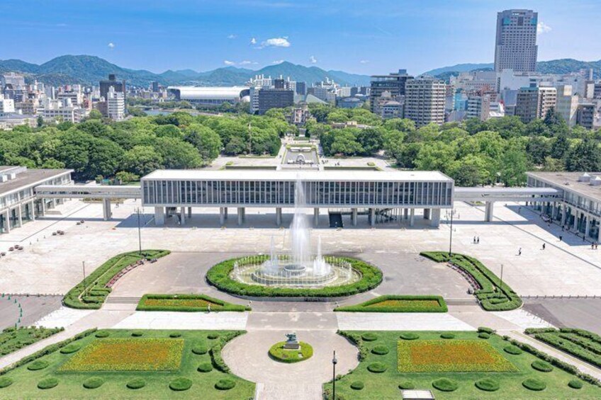 Hiroshima Group Tour: Learn the Story Behind the Atomic Bomb 2