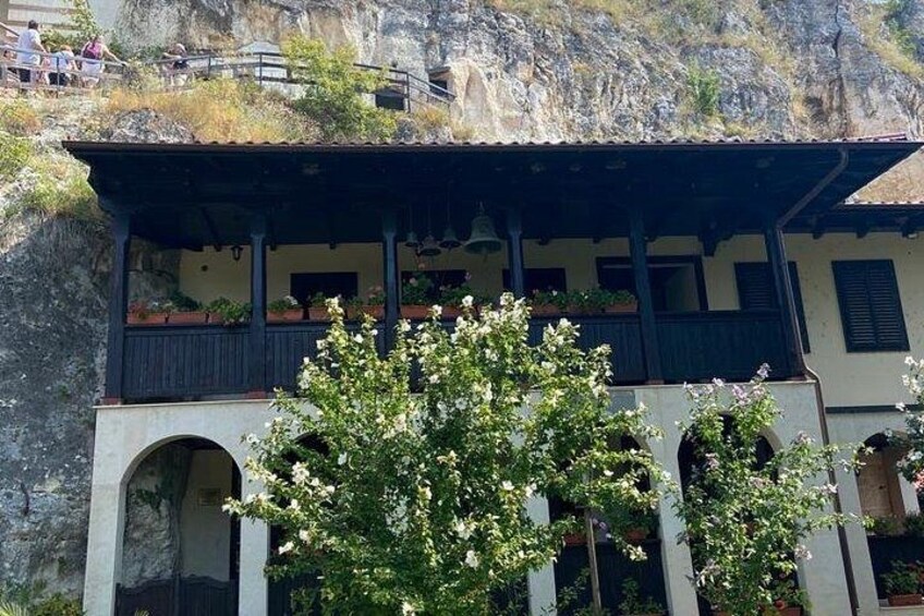 Day Trip to Bulgaria and Veliko Tarnovo from Bucharest 2