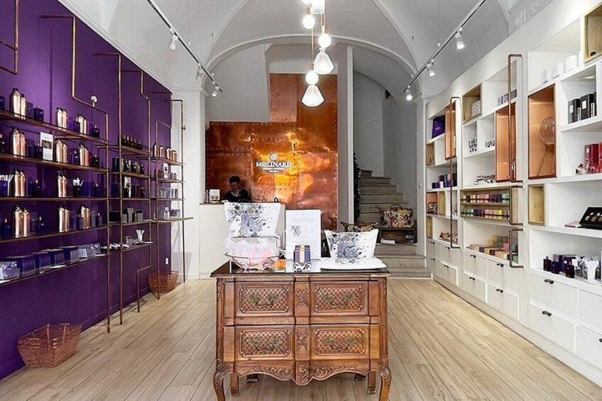 Molinard Discovery Perfume Workshop Grasse City Center 2