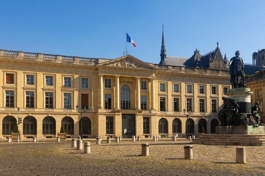 Place Royale: The elegance of classical architecture of the 18th century serving as a setting for the statue of Louis XV. 2