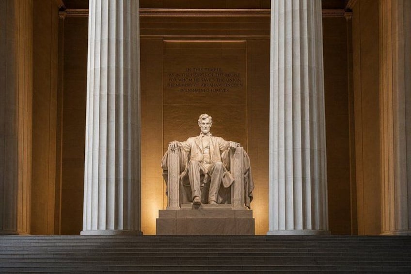 Washington, DC: Sunset & After-Dark Monuments Tour by E-Cart 2