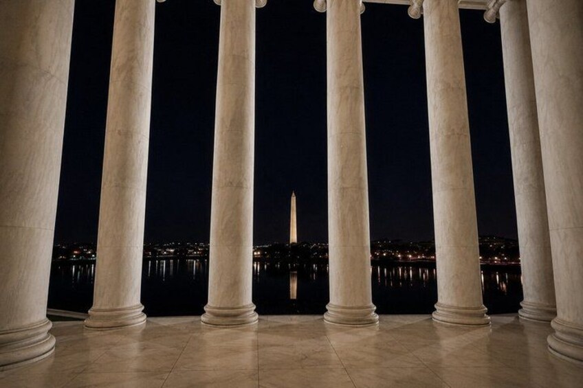 Washington, DC: Sunset & After-Dark Monuments Tour by E-Cart 3