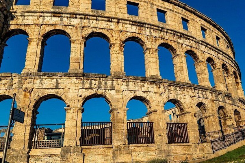 Pula Private Walking Tour Experience 1