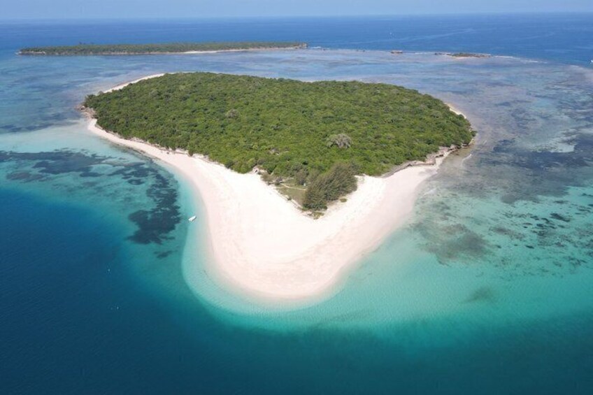Visit Sinda island with Samrun Marine Tours 2