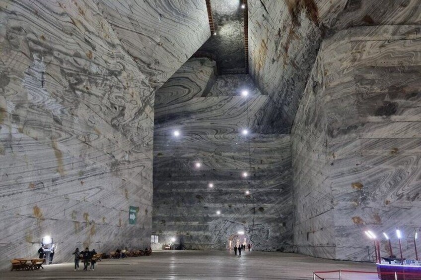 Explore_Slanic_Salt_Mine 1