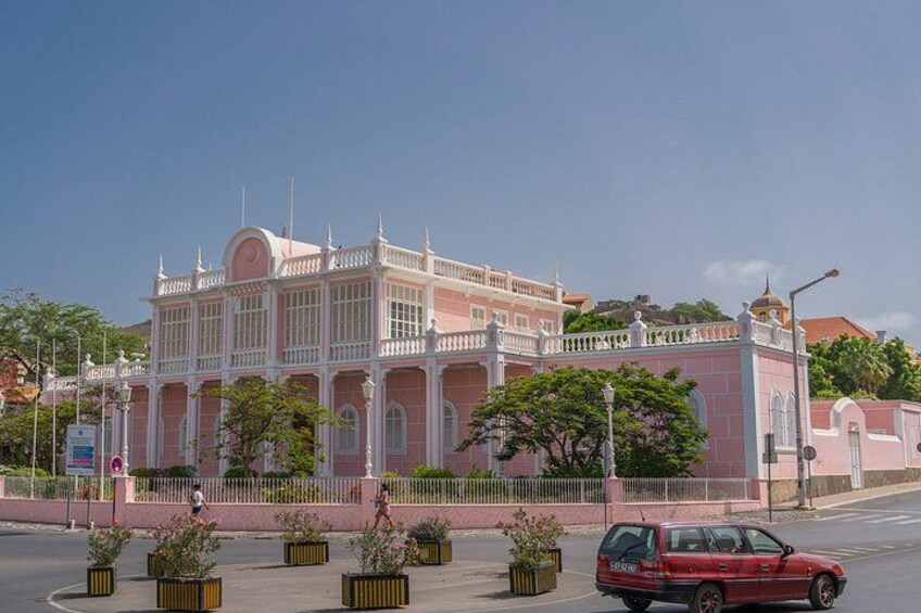 Private Shore Tour: Half-Day Mindelo City with Markets & Beaches 2