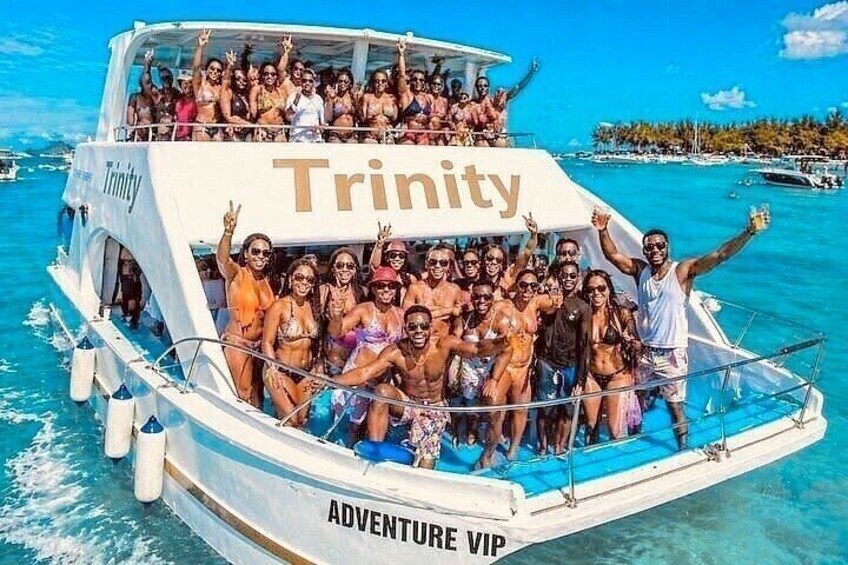 Punta Cana Hip Hop Party Boat Adults Only | DJ & Unlimited Drinks 1