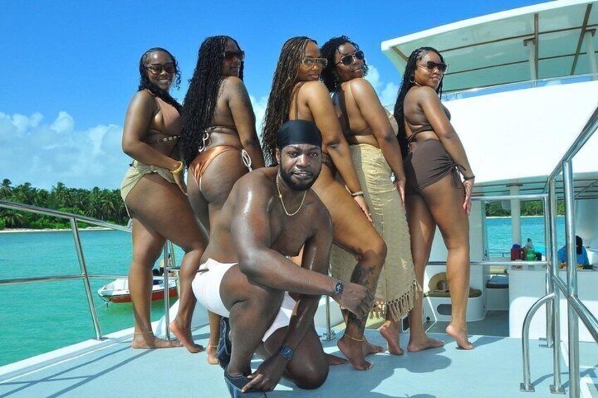 Punta Cana Adults-Only Hip Hop Party Boat with Live DJ, Open Bar 5