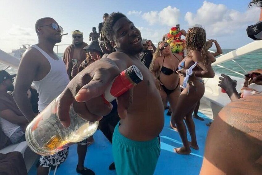 Punta Cana Adults-Only Hip Hop Party Boat with Live DJ, Open Bar 4