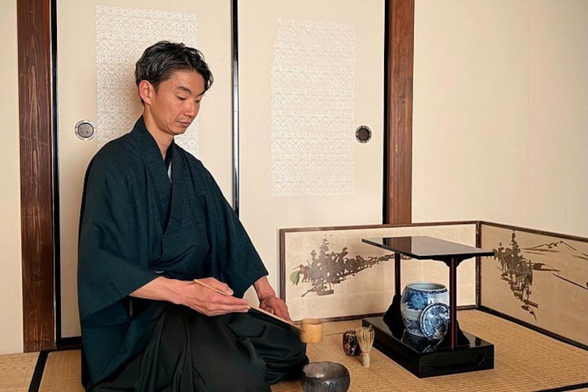 Kanazawa Machiya: Private Tea Ceremony with a Local Tea Master 1