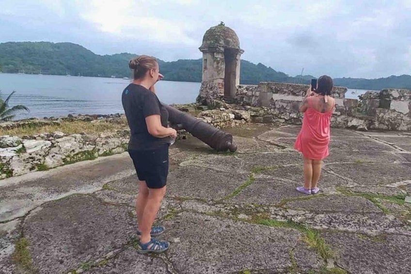Isla Grande Panama Island Hopping and Portobelo Fort Tour 3