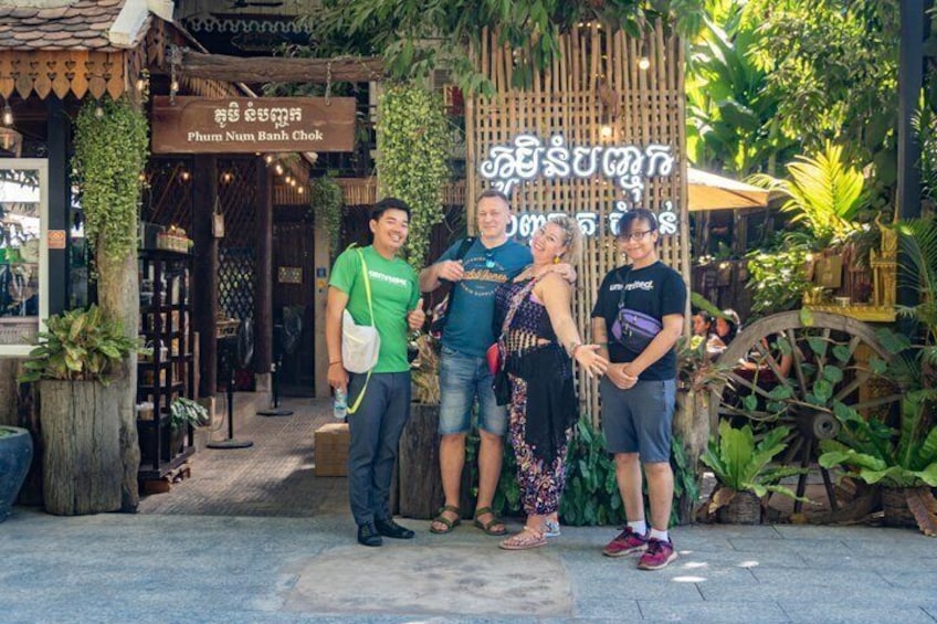 Siem Reap Morning Food Tour with Market Walking and Street Art 3