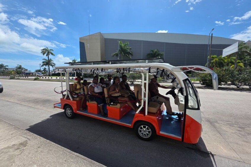 Luxury Eco Friendly TukTuk Bus Belize City Tour 2