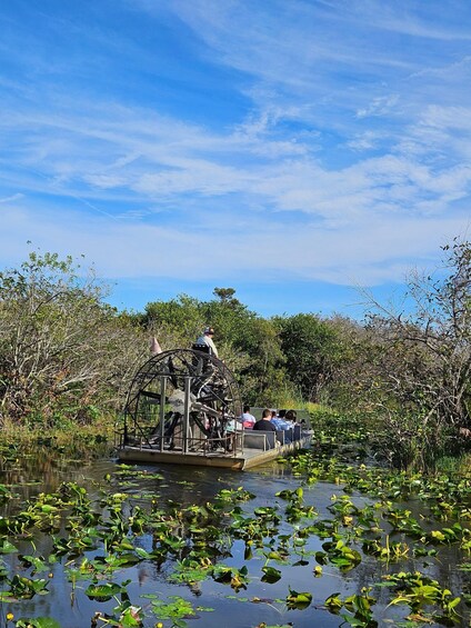 Picture 1 for Activity Everglades: boat tour with transportation& entrance included 4