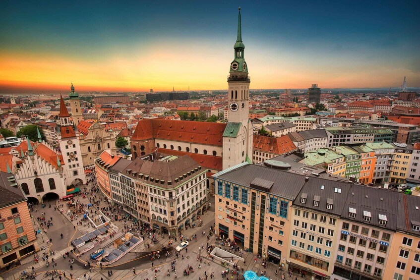 Picture 1 for Activity Munich: Running tour with insider tip guarantee 3