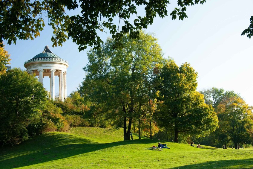 Picture 4 for Activity Munich: Running tour with insider tip guarantee 4