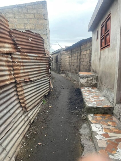 Picture 28 for Activity Maputo: Mafalala Slum Guided Walking Tour 3