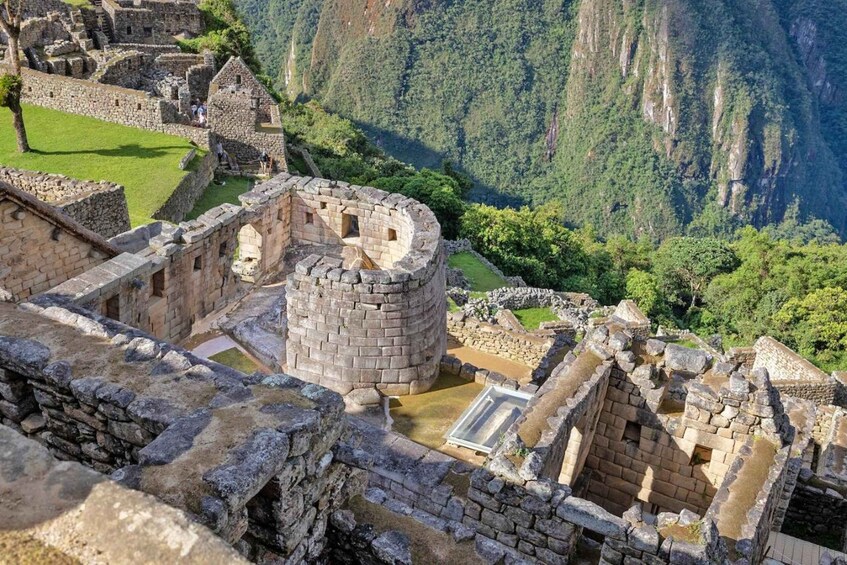 Picture 6 for Activity Private Guide in Machu Picchu 2