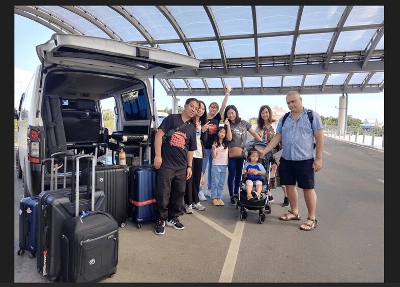 Picture 1 for Activity Cebu: One-way Airport Transfer to Cebu City Hotels 3