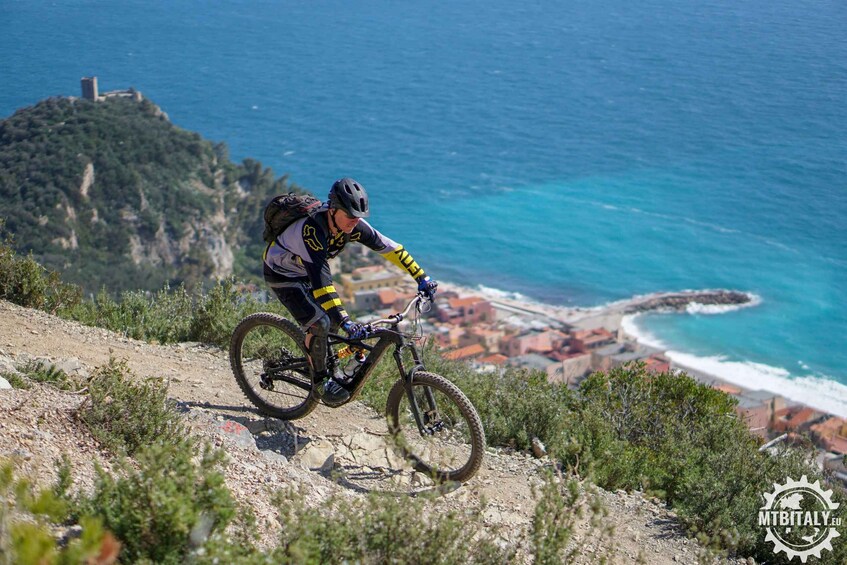 Picture 4 for Activity Finale Ligure: E-bike tour 4