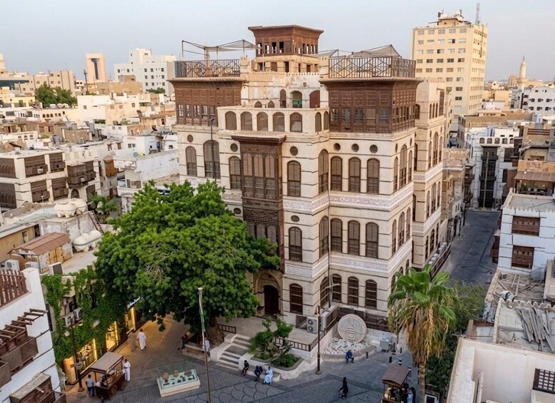 Picture 7 for Activity Jeddah: Al-Balad Old Town Tour with Guide 5