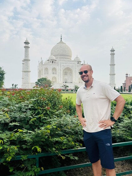 Sunrise Taj Mahal Tour From Delhi 2