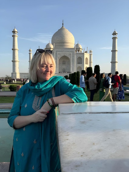 Picture 1 for Activity Sunrise Taj Mahal Tour From Delhi 3