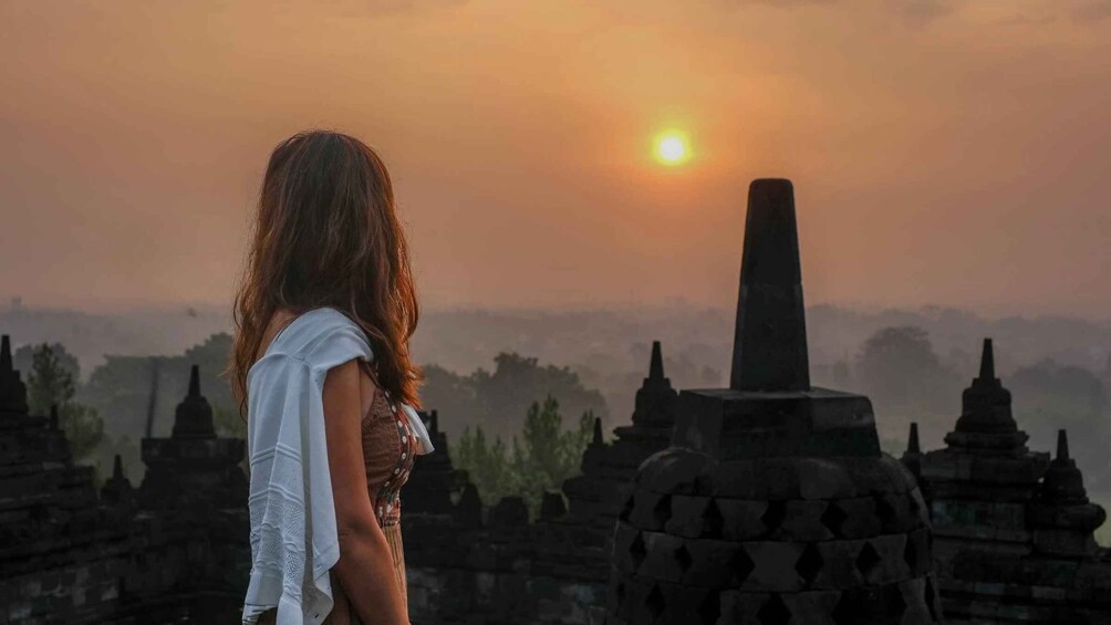 Picture 4 for Activity Yogyakarta: One Day Tour Borobudur and Prambanan 5