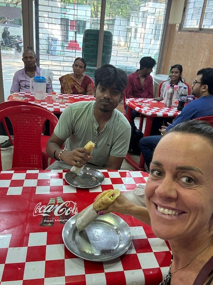 Picture 18 for Activity Kolkata: Heritage Walk with Boat Ride and local Transport 4