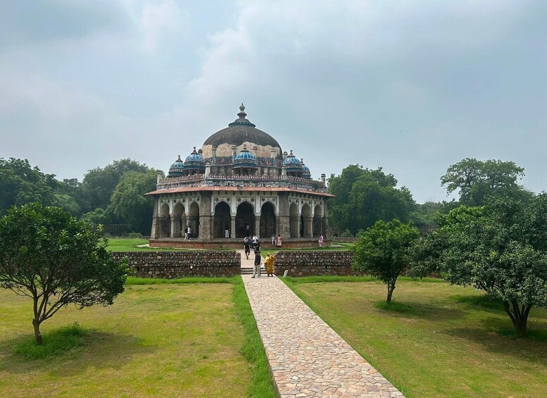 Picture 85 for Activity From Delhi: 4-Day Golden Triangle & Ranthambore Tiger Safari 3