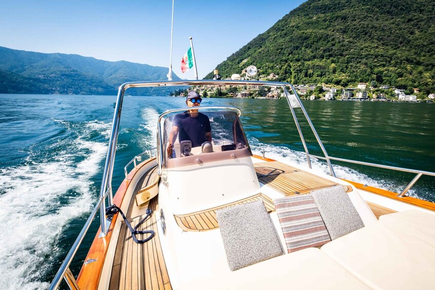 Lake Como: Villas & Gardens SpeedBoat Private Tour 1