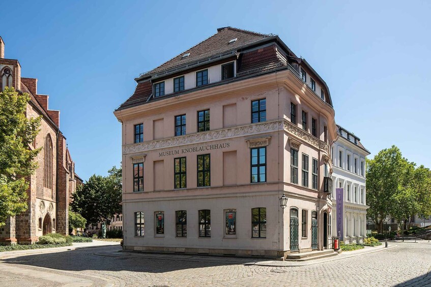 Picture 2 for Activity Berlin: Combo Ticket for the Berlin City Museum and Nikolaiviertel 2