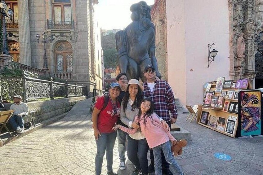 Cultural walk through the center of Guanajuato 4