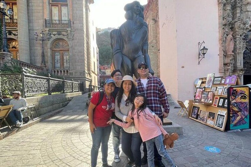 Cultural walk through the center of Guanajuato 4