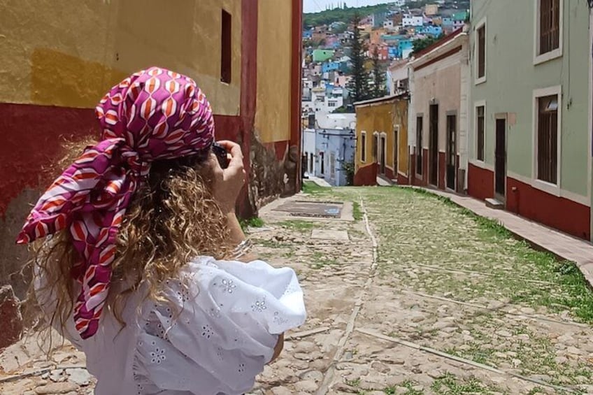 Cultural walk through the center of Guanajuato 2
