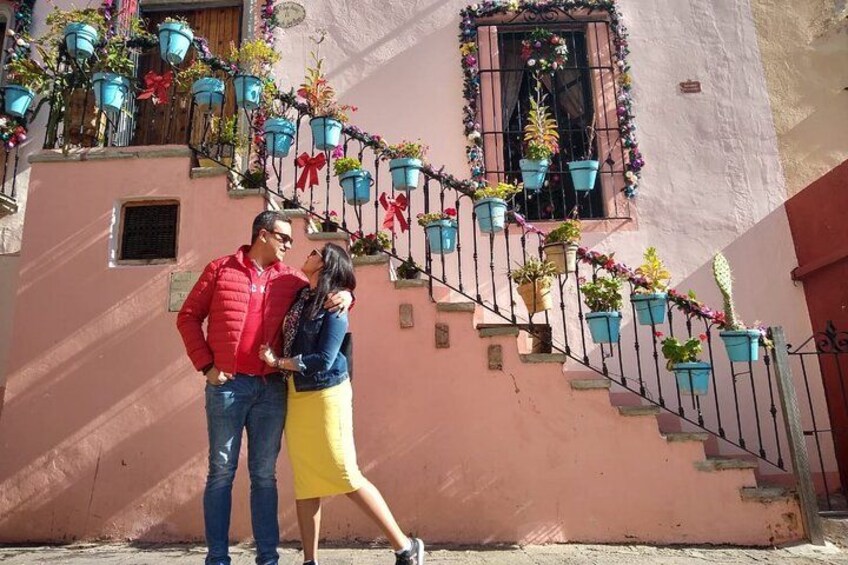 Cultural walk through the center of Guanajuato 2