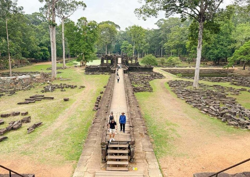 Picture 18 for Activity From Phnom Penh: Angkor Wat, Bayon, and Ta Prohm Day Trip 4