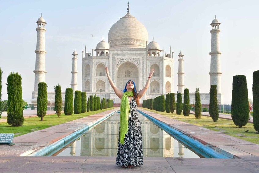 Picture 8 for Activity From Delhi: Taj Mahal & Agra Day Tour with Fast track Entry 3