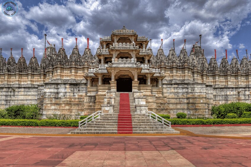 Picture 4 for Activity Udaipur: 2-Day Jawai Leopard Safari with Ranakpur Temple 2